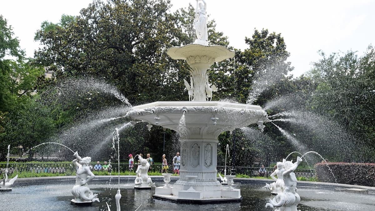 The fountain in Forsyth Park in Savannah, Georgia
